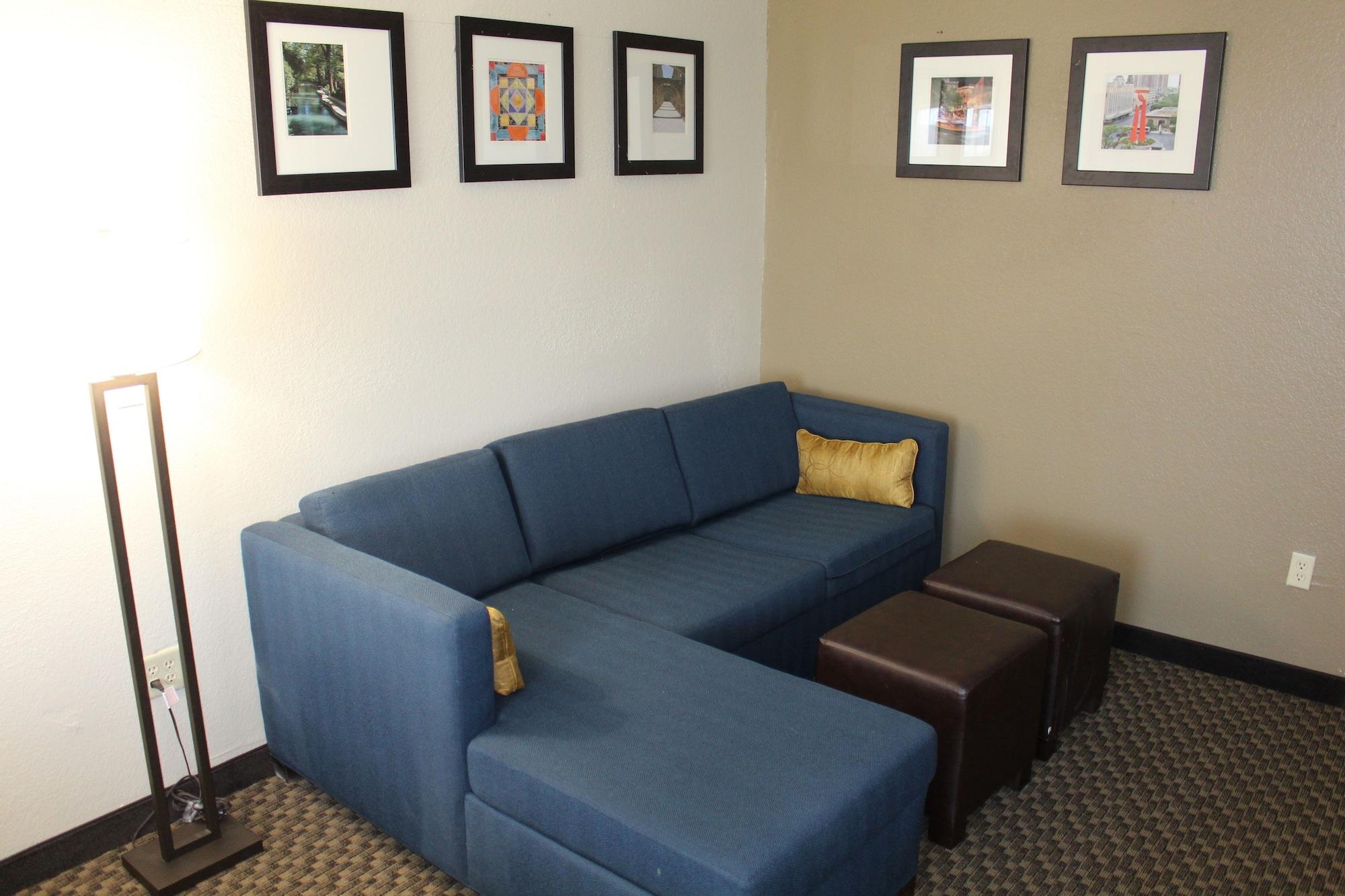 Comfort Inn & Suites Near Six Flags & Medical Center San Antonio Extérieur photo