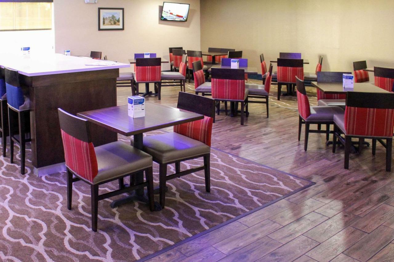 Comfort Inn & Suites Near Six Flags & Medical Center San Antonio Extérieur photo